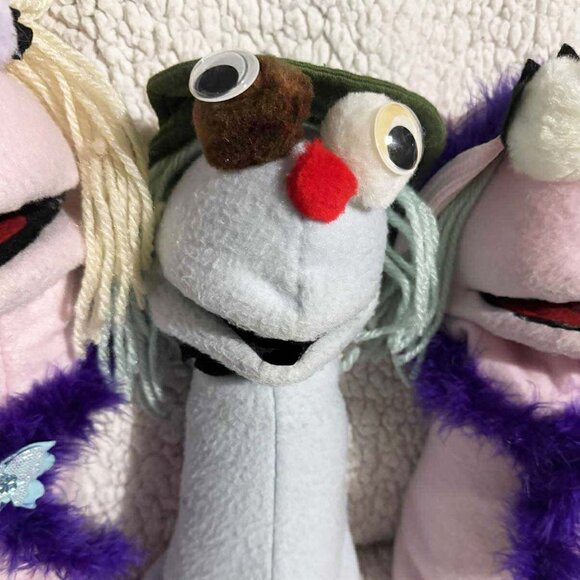 Handmade Puppets - Picture 5 of 8